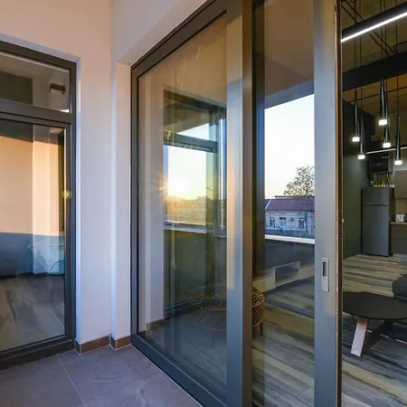 Apartment Arthomes *