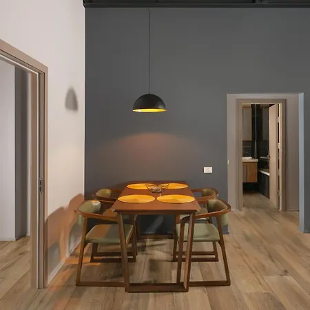 Arthomes Apartment
